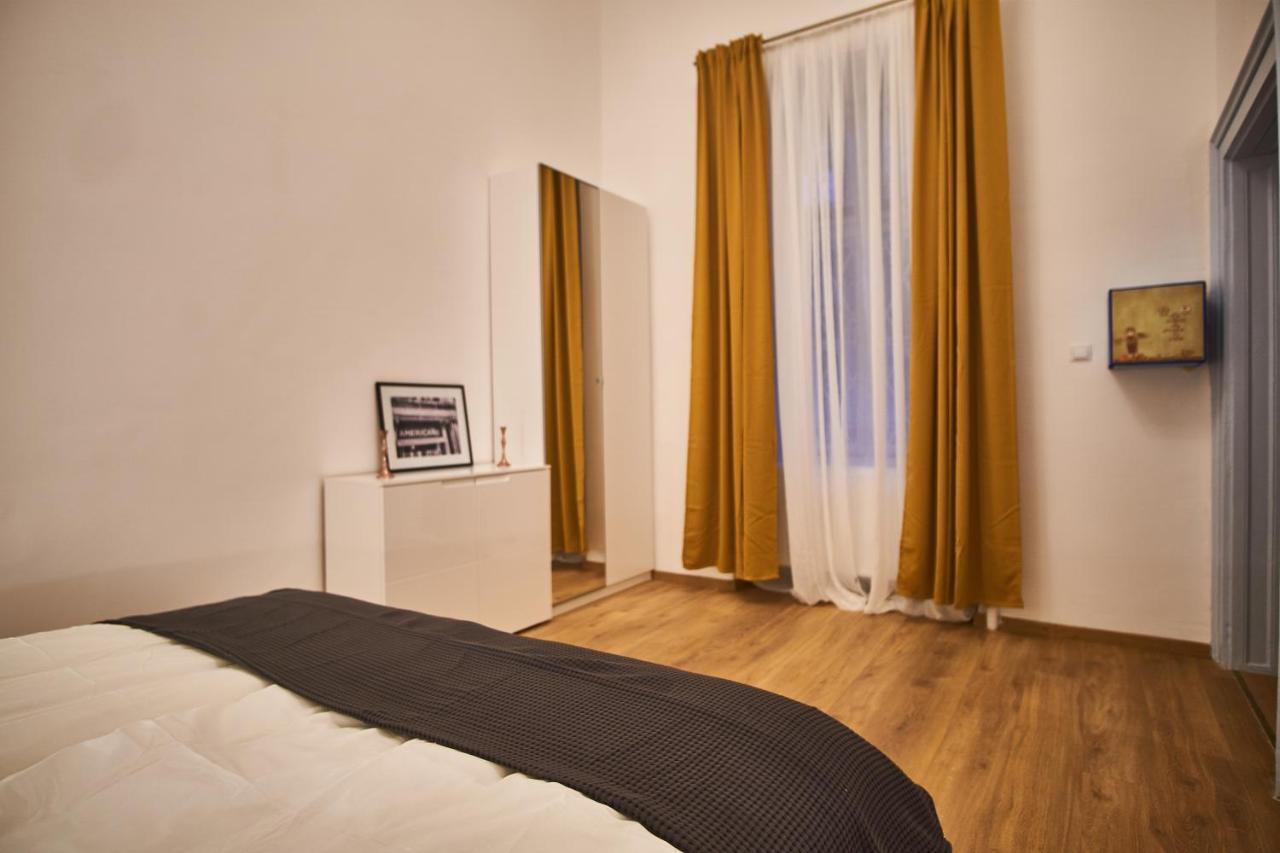 D20 Apartman | Budapest Extérieur photo